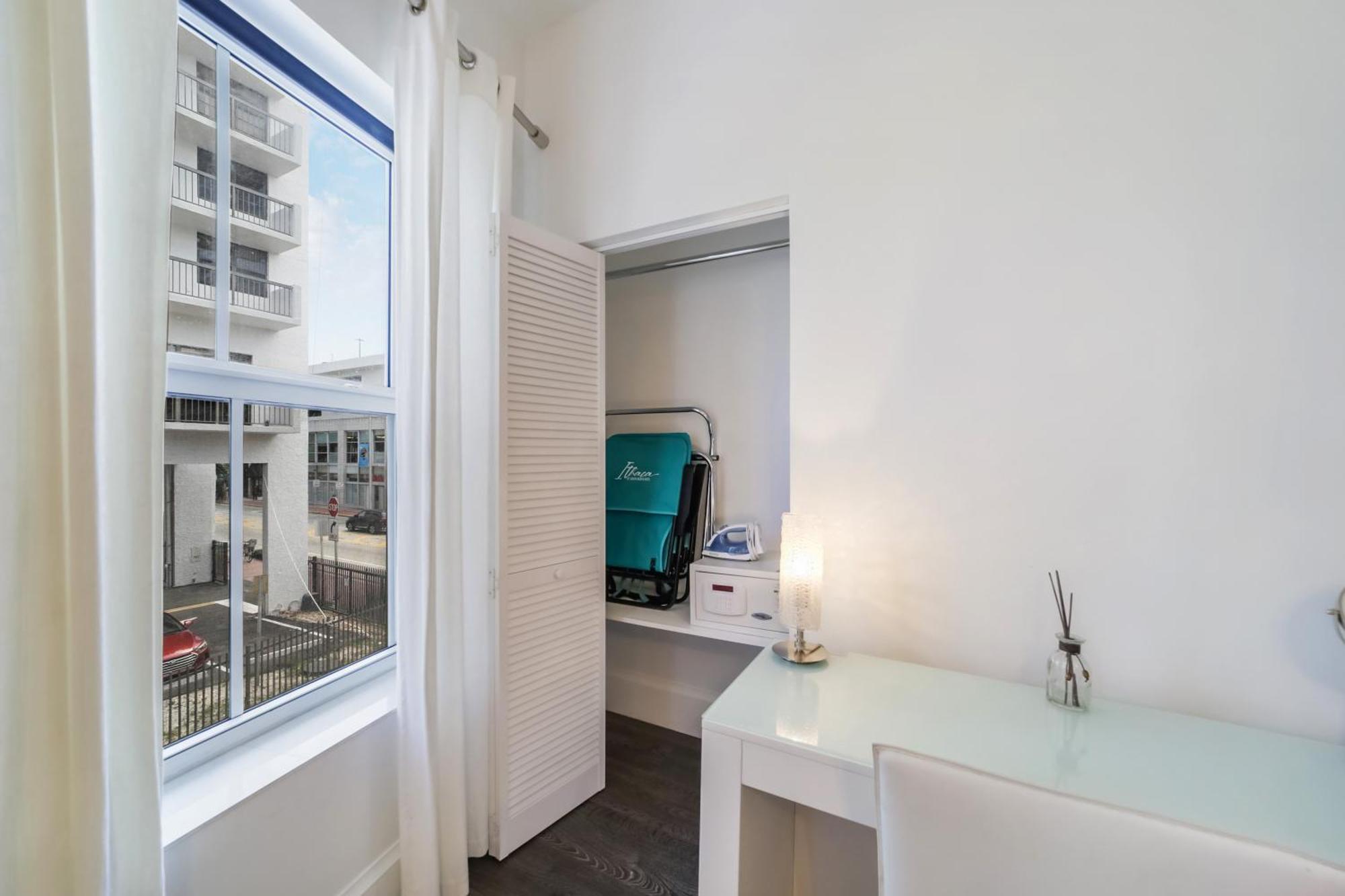 Ithaca Lejlighedshotel Miami Beach Eksteriør billede